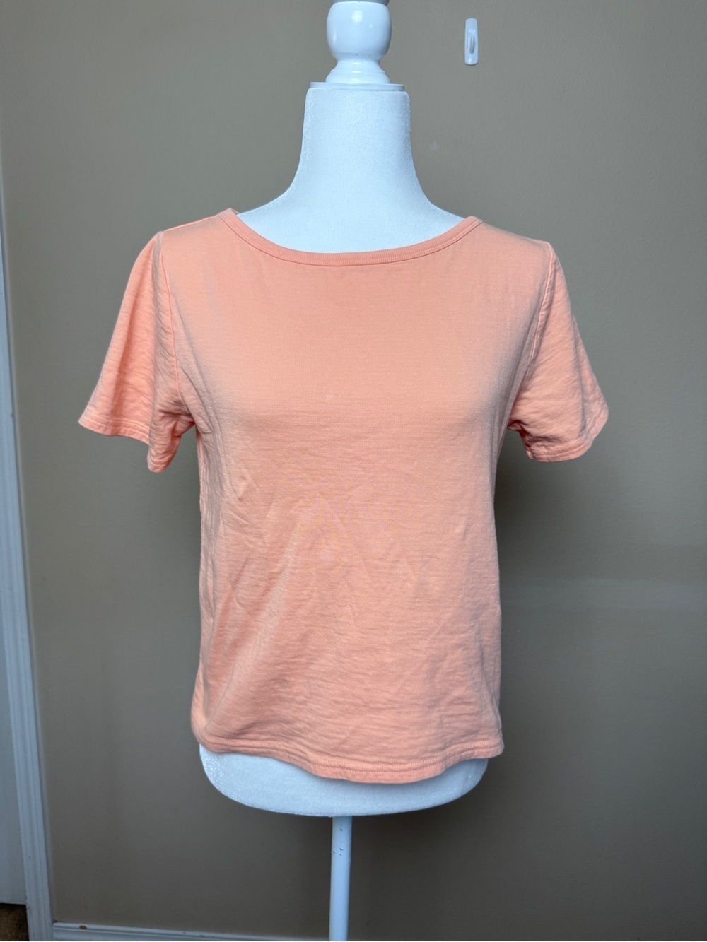 Athleta Women’s Peach Short Sleeve Shirt Size XS